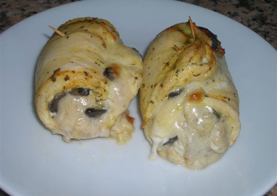 Kaşarlı Tavuk Sarma Tarifi ve Malzemeleri